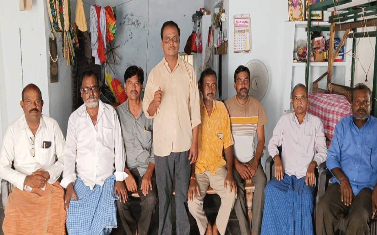 Munugode : చేనేత రుణ మాఫీని వెంటనే అమలు చేయాలి : చెరుకు సైదులు