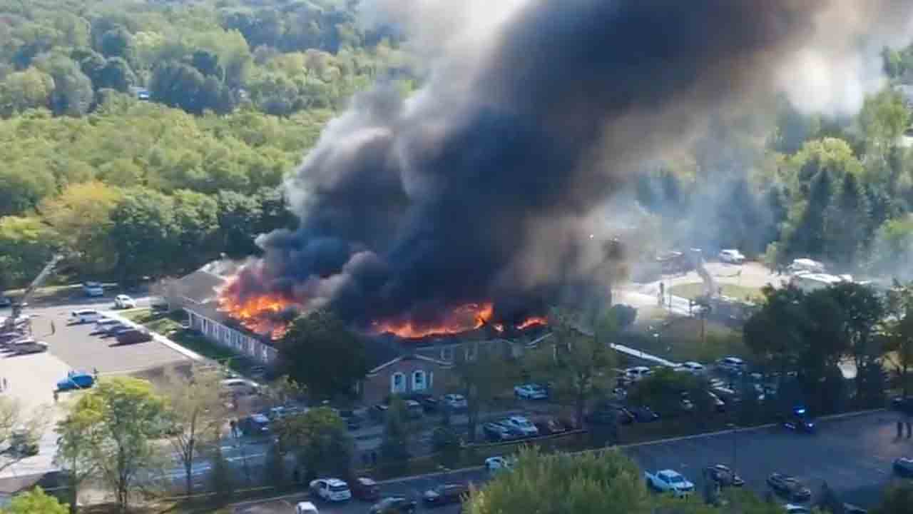 US Shooting | చర్చిలో కాల్పులు జరిపి నిప్పుపెట్టాడు.. నలుగురు మృతి