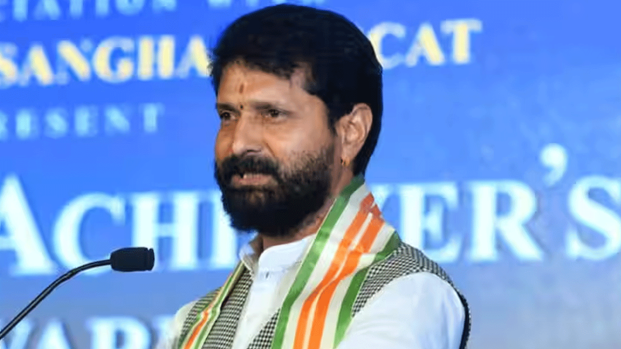 CT Ravi: గణేశ్ నిమజ్జనం వేళ రెచ్చగొట్టే ప్రసంగం.. బీజేపీ ఎమ్మెల్సీ సీటీ రవిపై కేసు నమోదు