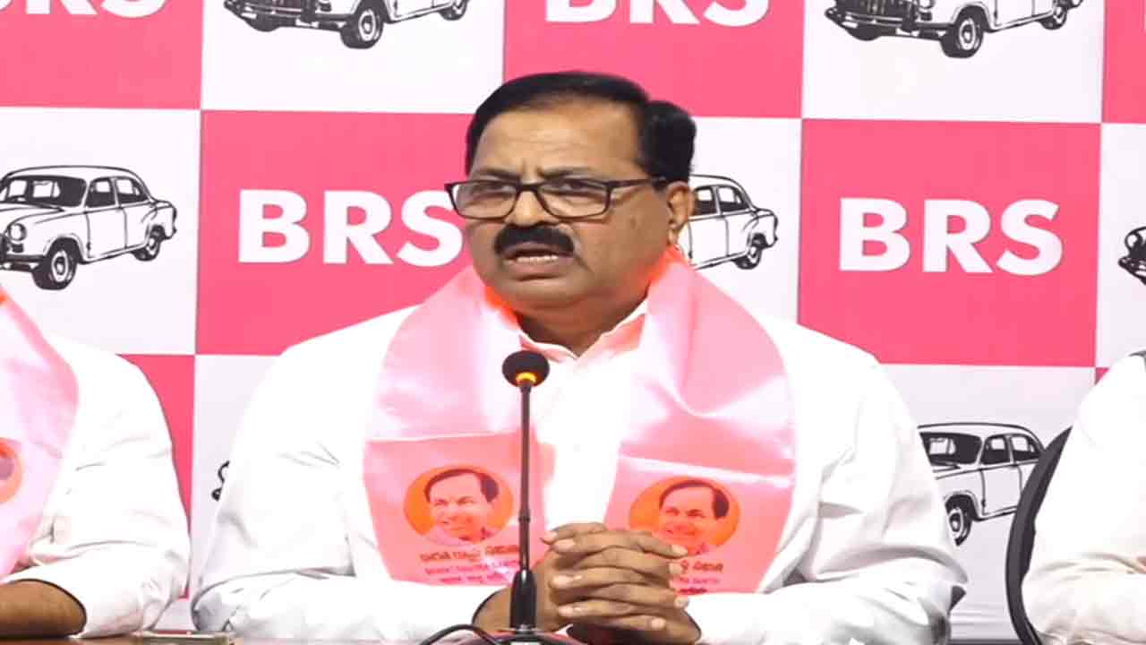 Devi Prasad | హ‌రీశ్‌రావు 108 అంబులెన్స్ లాంటి వారు.. దేవీ ప్ర‌సాద్ కీల‌క వ్యాఖ్య‌లు