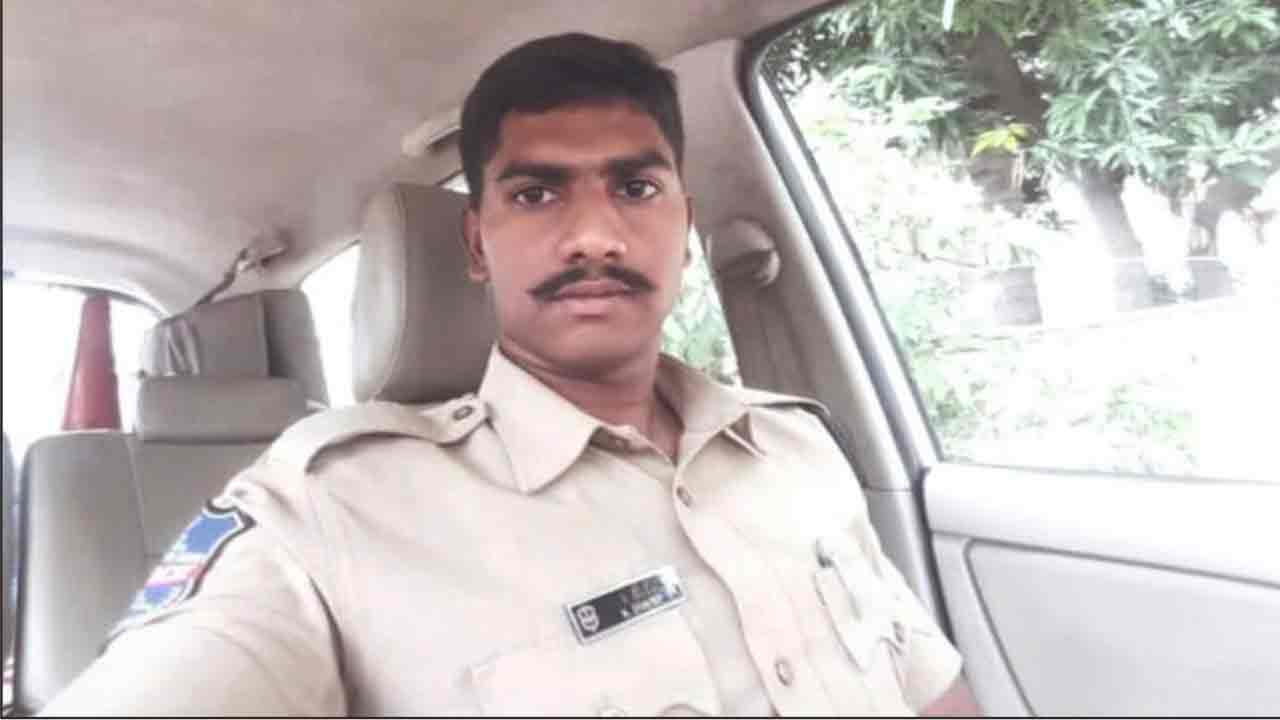 Constable Dies | డ్యాన్స్ చేస్తూ కానిస్టేబుల్ మృతి