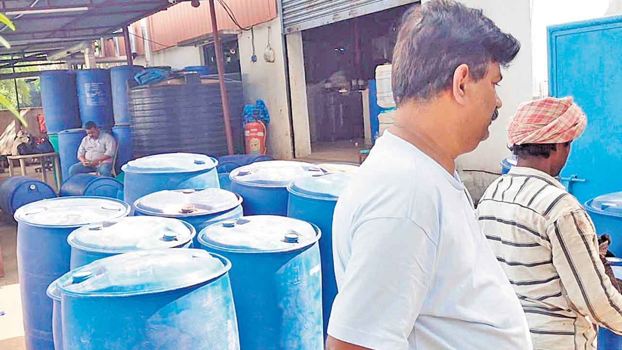 కిలో 50 లక్షలకు అమ్మకం.. చర్లపల్లి డ్రగ్స్‌ రాకెట్‌ కేసులో విస్తుగొలిపే విషయాలు