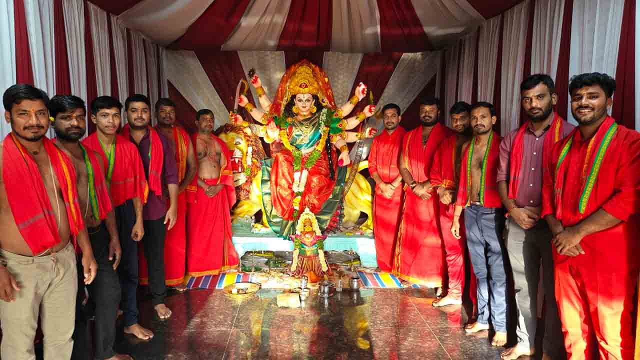 Rayapole | బతుకమ్మ, శరన్నవరాత్రి ఉత్సవాలు.. గ్రామాల్లో ఆధ్యాత్మిక శోభ