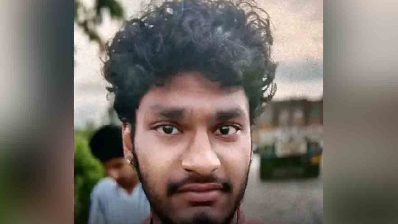 Bogatha Falls | ములుగు జిల్లాలో విషాదం.. బొగత జలపాతంలో యువకుడి గల్లంతు