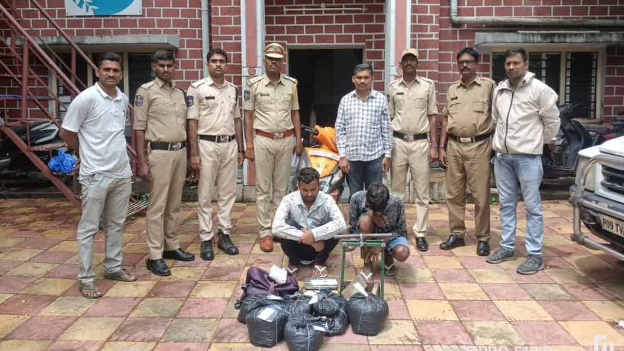 Ganja | ధూల్‌పేట్‌లో 8 కిలోల గంజాయి స్వాధీనం