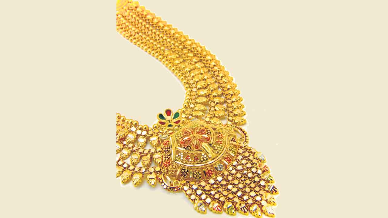 ఆల్‌టైమ్‌ హైకి బంగారం ధర.. వెండి రేట్లూ రికార్డు స్థాయికి