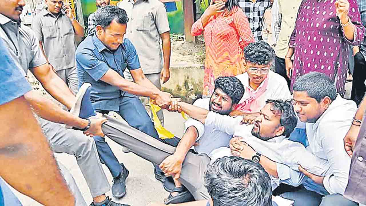 ఉద్యోగాలియ్యలేకే అప్పీల్‌కు