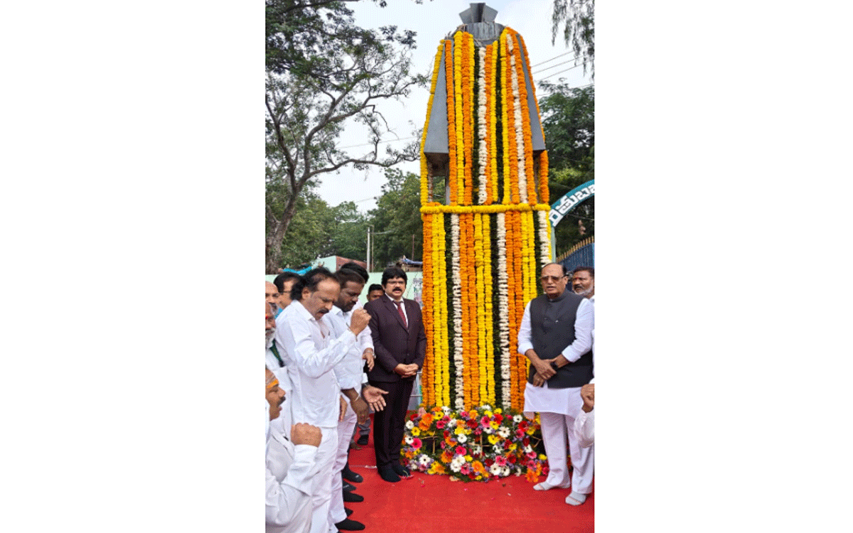 Nalgonda : రాచరికం నుండి ప్రజా పాలనాకు నాంది : గుత్తా సుఖేందర్ రెడ్డి