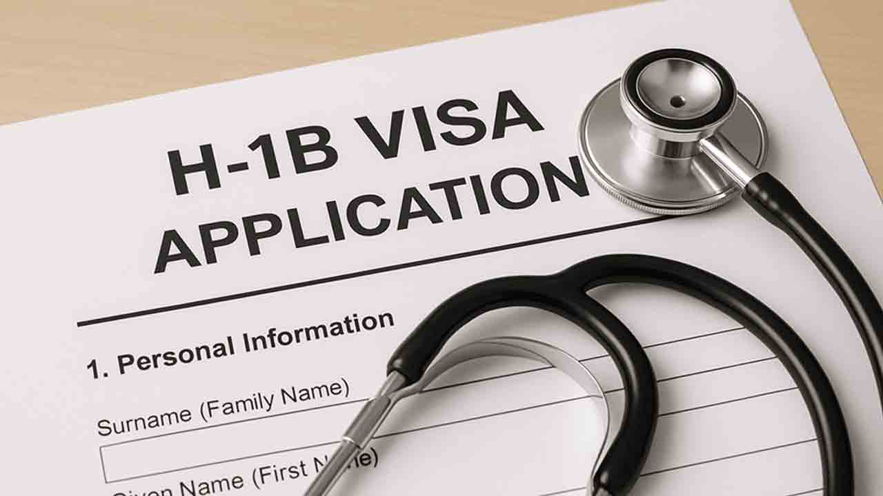 H1B Visa | హెచ్‌-1బీ వీసా ఫీజు పెంపు నుంచి డాక్టర్లకు మినహాయింపు!