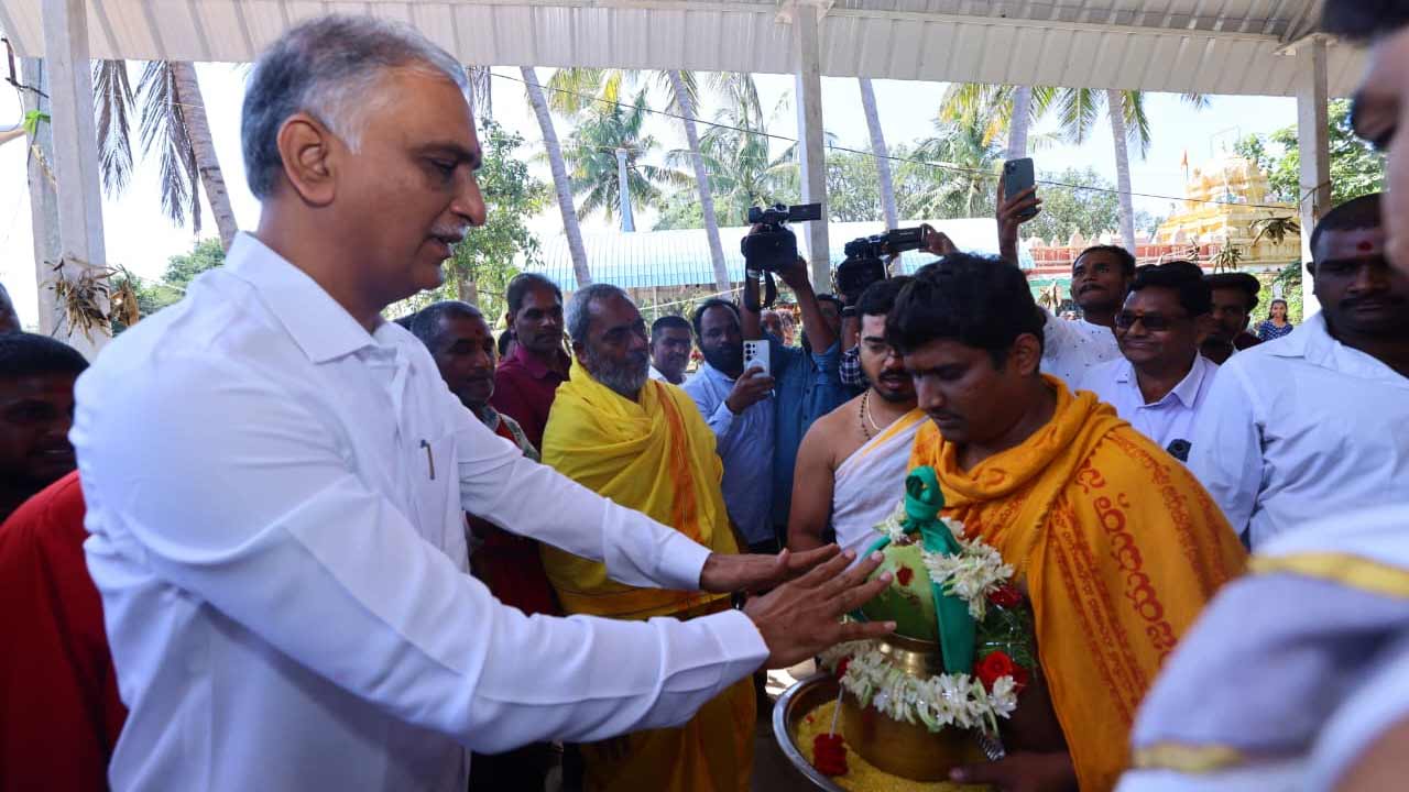 Harish Rao | అమ్మవారి ఆశీస్సులు ప్రజలందరిపై ఉండాలి.. బతుకమ్మ, దసరా శుభాకాంక్షలు తెలిపిన హరీశ్‌రావు