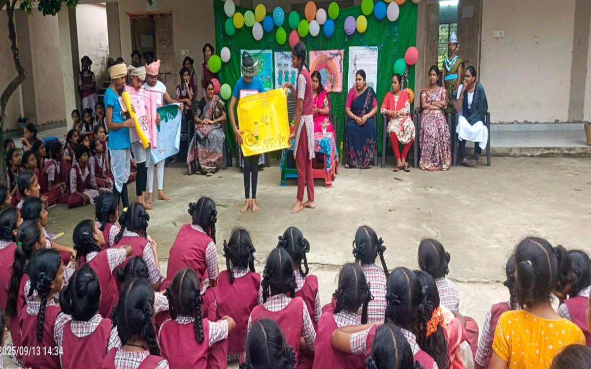 Karepally : కారేప‌ల్లి క‌స్తూర్బాగాంధీ విద్యాల‌యంలో ఘ‌నంగా జాతీయ హిందీ దివ‌స్‌
