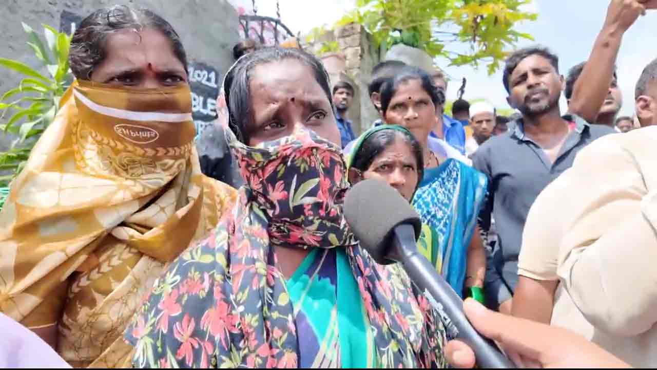 HYDRAA | హైడ్రా మీద మన్నువడ.. మమ్మల్ని సంపుతున్నరు.. ఓ మ‌హిళ ఆవేద‌న ఇదీ..