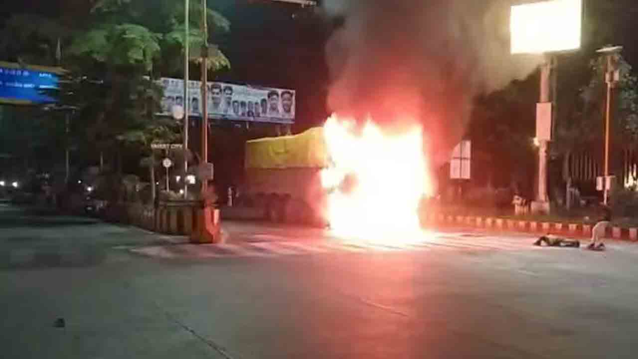 Indore Accident | మద్యం మత్తులో డ్రైవర్.. జనంపైకి లారీ