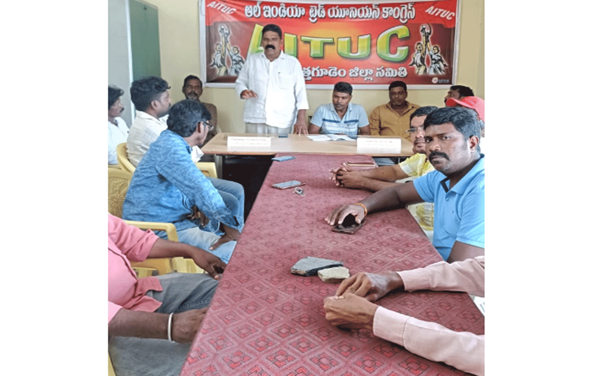 Kothagudem Urban : ఆటో డ్రైవర్లకు ఇచ్చిన హామీలు నెరవేర్చాలి : కంచ‌ర్ల జ‌మ‌ల‌య్య‌