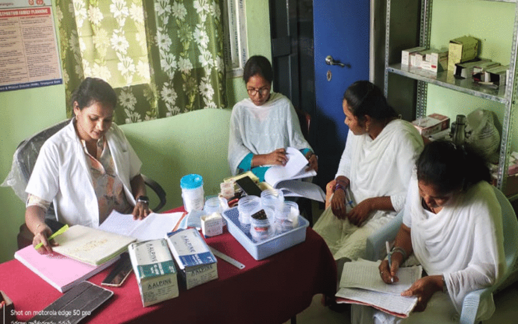 Karepally : హెల్త్ స‌బ్ సెంట‌ర్ల‌లో అన్ని ర‌కాల జ్వ‌ర ప‌రీక్ష‌లు : జ్యోతిలక్ష్మి