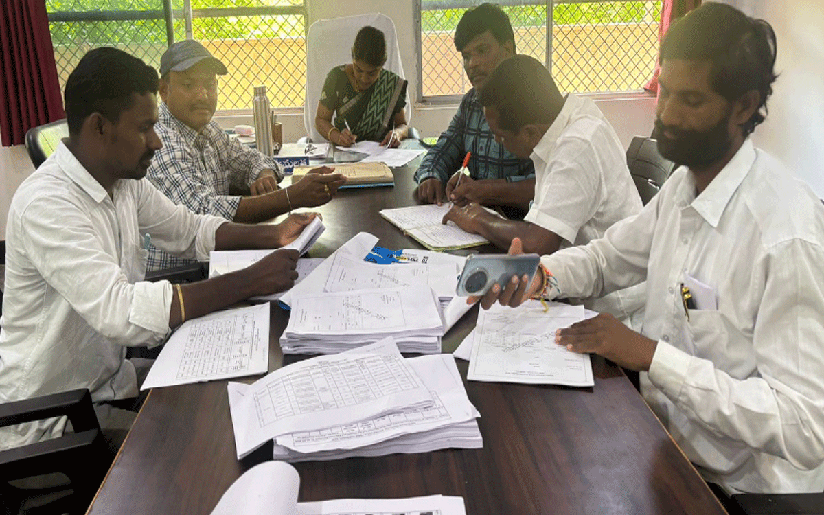 Nalgonda City : ఓట‌రు లిస్ట్‌లో అభ్యంతరాలుంటే తెలుపాలి : ఎంపీడీఓ సుమలత