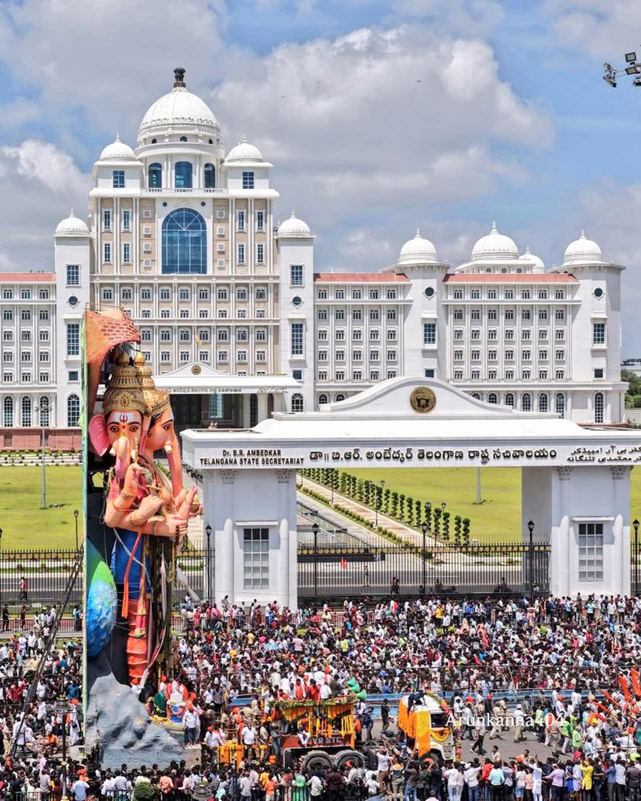 ఖైరతాబాద్‌ మహాగణపతి శోభాయాత్ర, నిమజ్జనం ఫొటోలు
