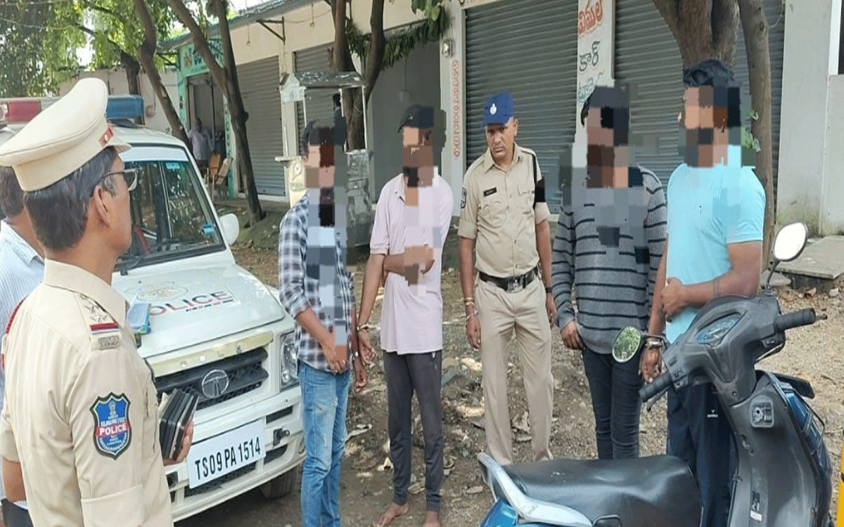 Khammam Rural : నకిలీ ఆర్టీఏ అధికారులు అరెస్ట్‌