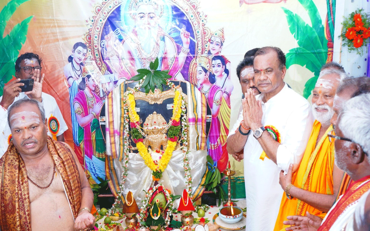 Ramagiri : విశ్వబ్రాహ్మణ కార్పోరేషన్ ఏర్పాటుకు కృషి : మంత్రి కోమటిరెడ్డి వెంకట్‌రెడ్డి