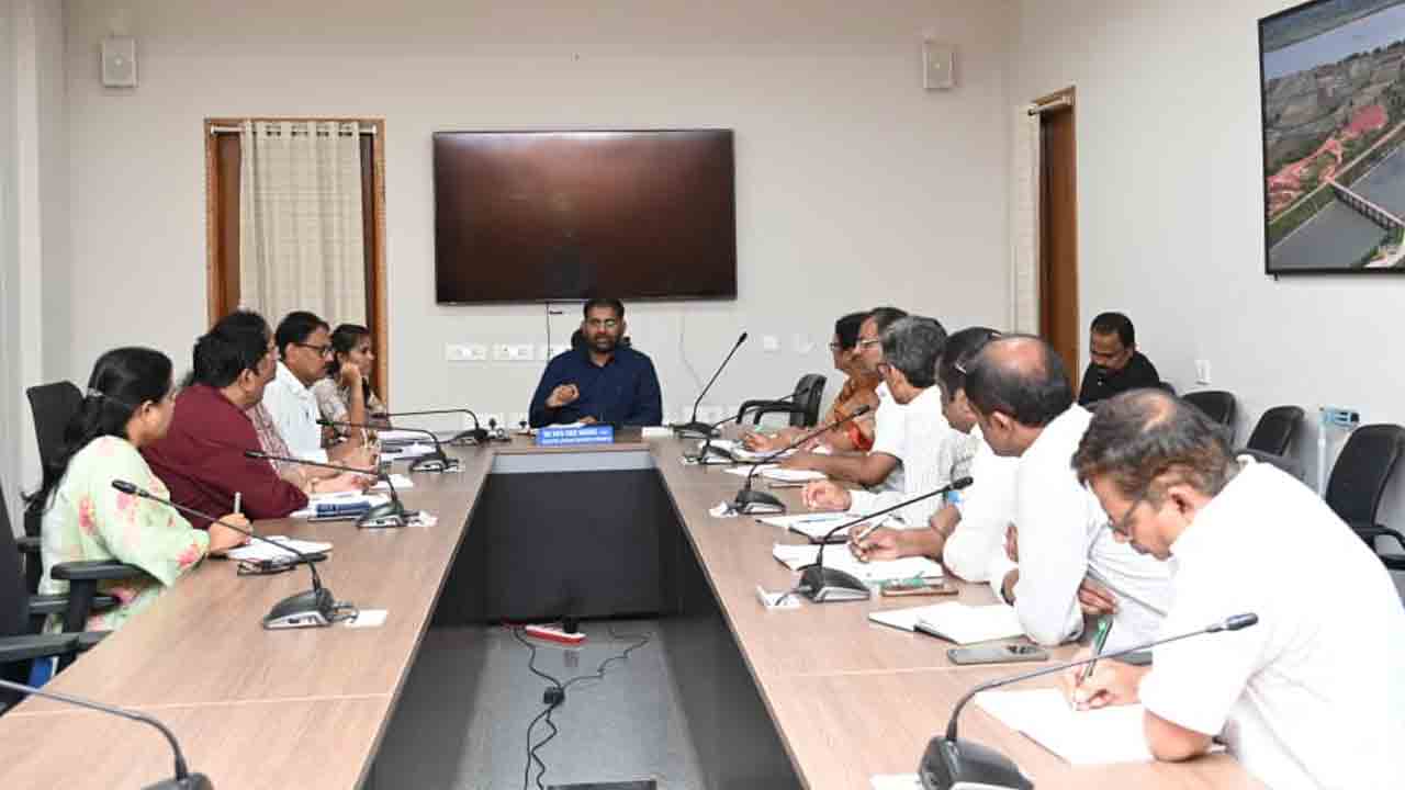 Collector Sriharsha | మహిళల ఆరోగ్యం కోసం ప్రత్యేక క్యాంపులు ఏర్పాటు చేయాలి : కలెక్టర్‌ శ్రీహర్ష