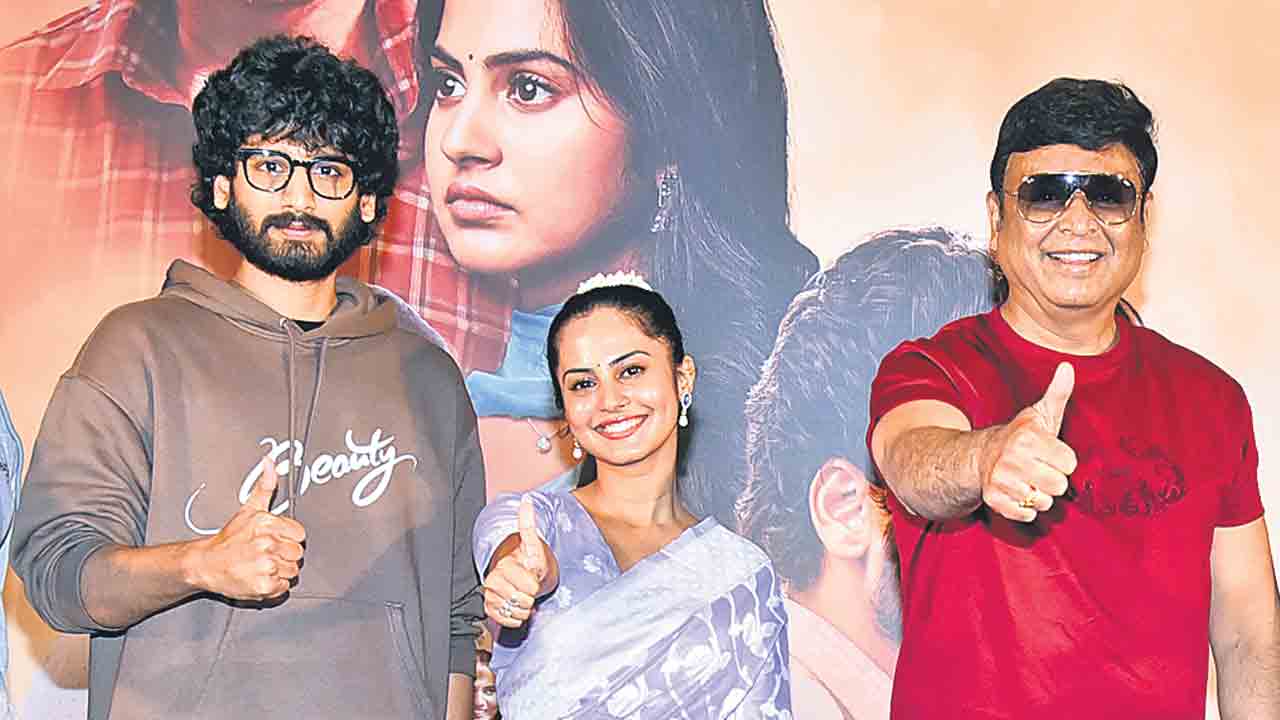 విజయానందంలో