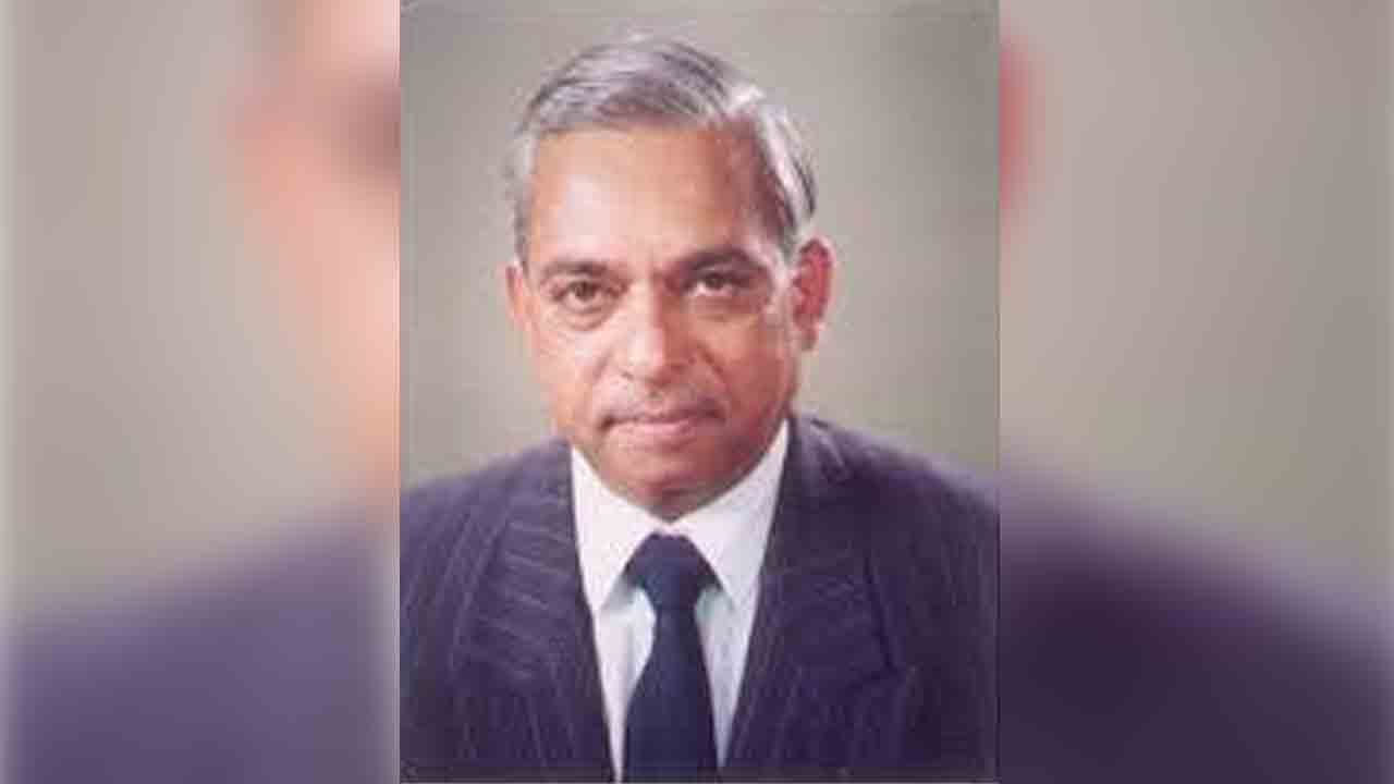 వయోభారంతో విశ్రాంత ఐఏఎస్‌ కేఎస్‌ శర్మ మృతి