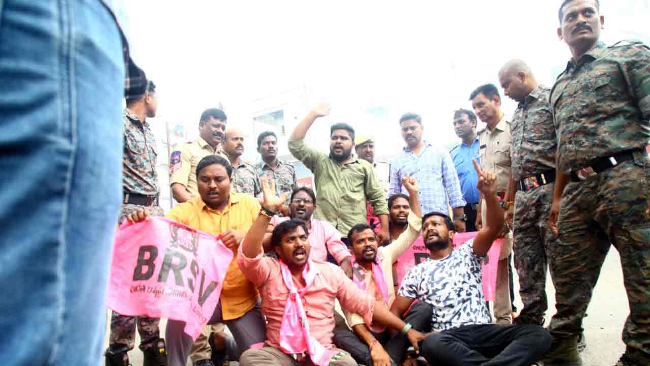Group-1 | నిరుద్యోగ యువతకు శాపంగా కాంగ్రెస్ ప్రభుత్వం : బీఆర్ఎస్వీ కేయూ అధ్యక్షుడు