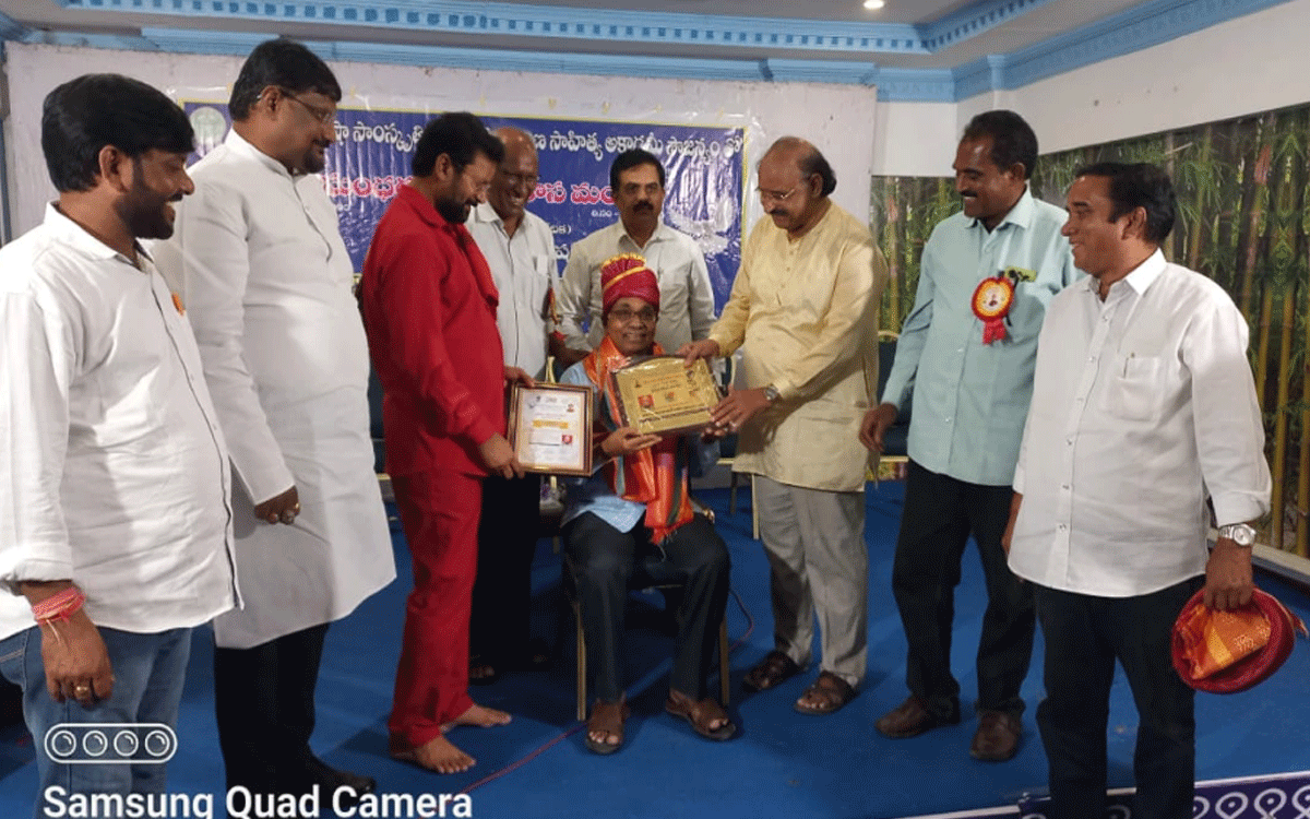 Ramagiri : లక్ష్మీనరసింహరావుకు నాటకరత్న తెలంగాణ ఐకాన్ జాతీయ పురస్కారం
