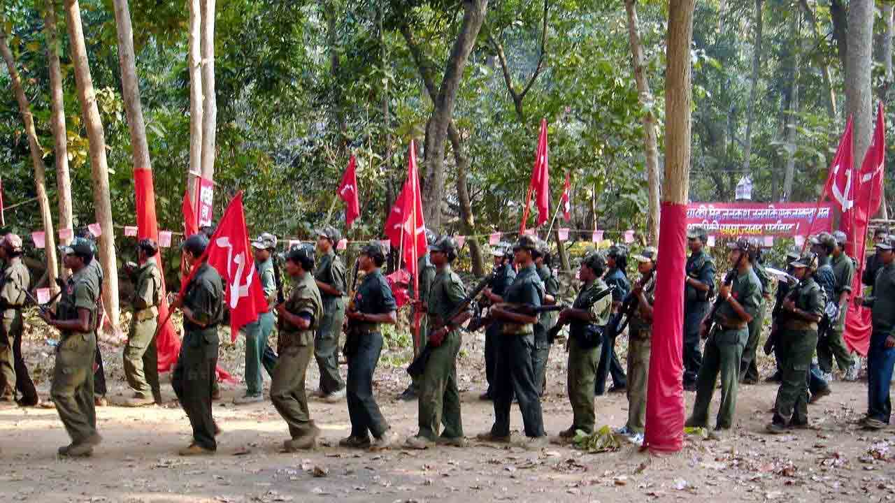 Maoists | ఆయుధాలు అప్పగించాలి.. మల్లోజుల వేణుగోపాల్‌కు మావోయిస్టు కేంద్ర కమిటీ హెచ్చరిక
