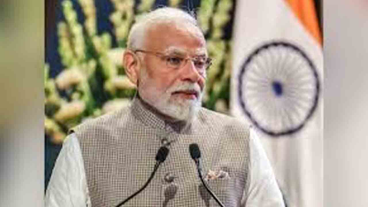 ఇతర దేశాలపై ఆధారపడటం అతి పెద్ద శత్రువు: మోదీ