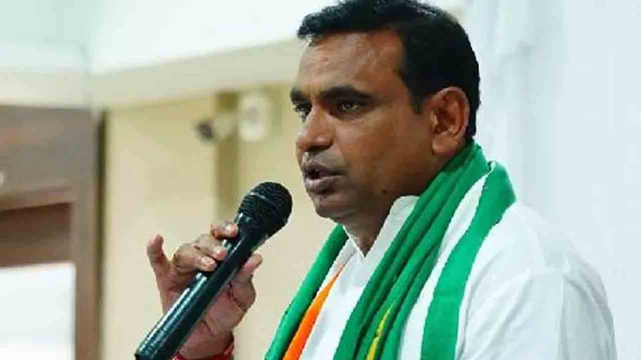 హైదరాబాద్‌ మెట్రో 2010లో రెండో స్థానంలో ఉండేదట.. బీఆర్‌ఎస్‌ హయాంలో 20వ స్థానానికి పడిపోయిందట..!