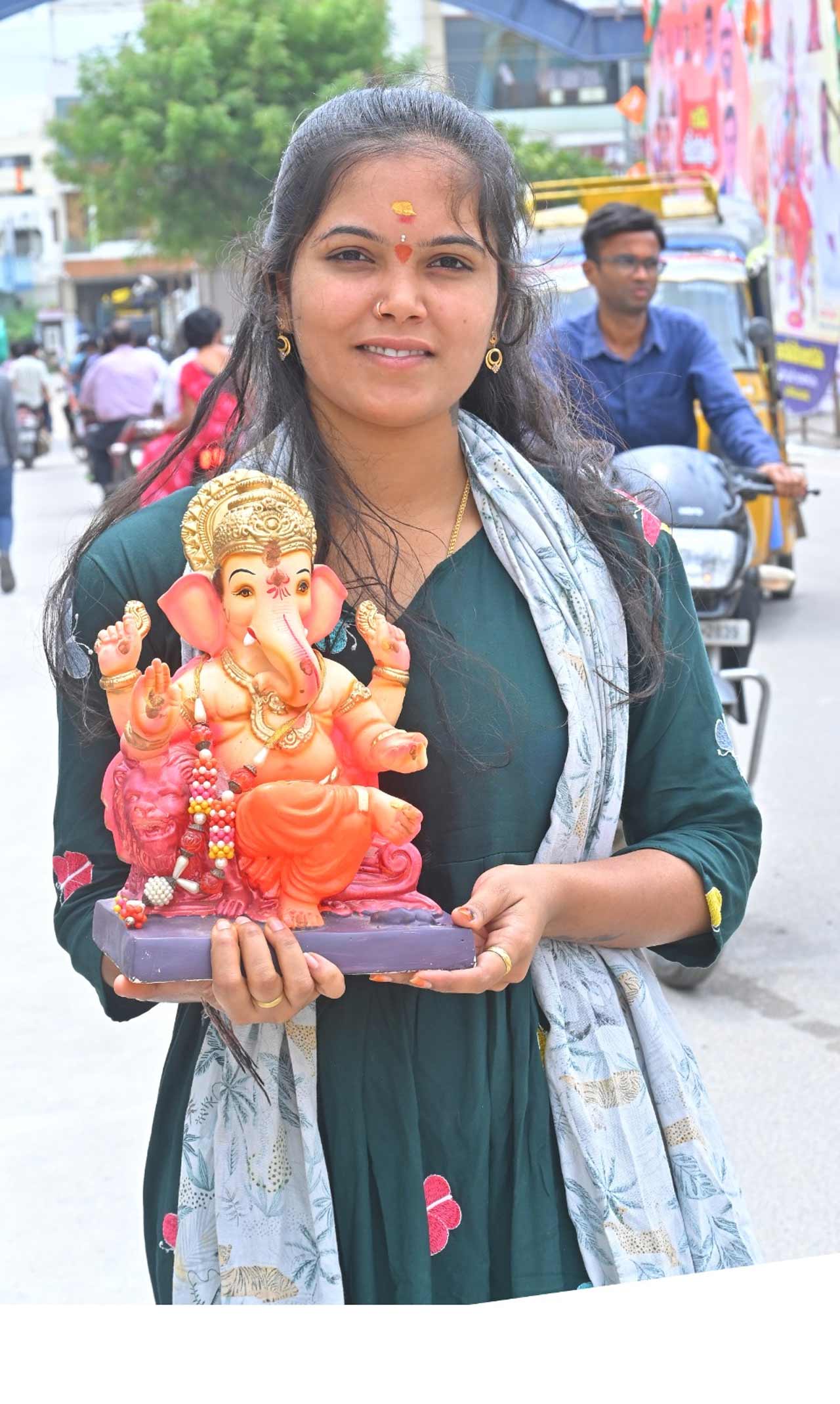 నిజామాబాద్‌ జిల్లా కేంద్రంలో అంగరంగ వైభవంగా నిమజ్జనం.. (Photos Credit : నమస్తే తెలంగాణ స్టాఫ్‌ ఫొటోగ్రాఫర్‌, నిజామాబాద్‌)