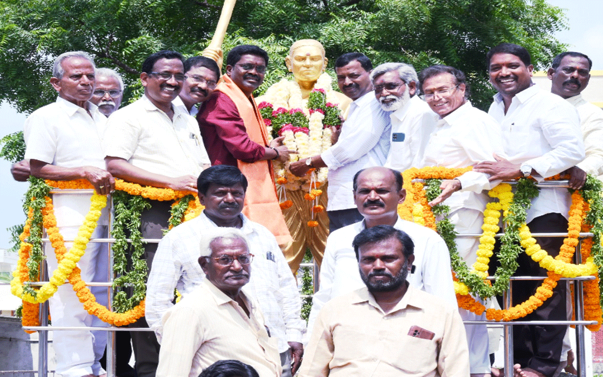 Nalgonda Rural : ఐలమ్మ పోరాటం భవిష్యత్ తరాలకు స్ఫూర్తిదాయకం : ఎమ్మెల్సీ నెల్లికంటి సత్యం