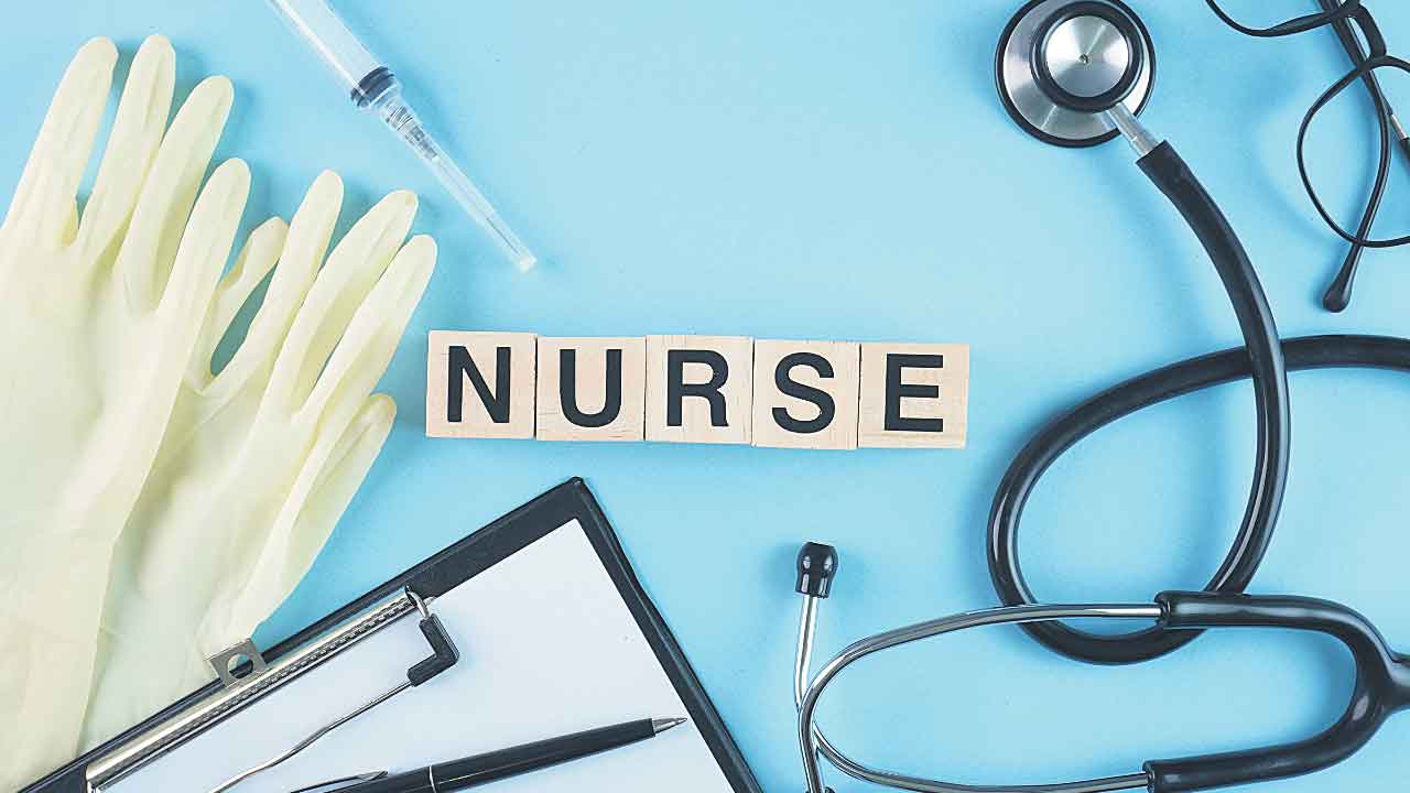 నర్సింగ్‌ కాలేజీల అనుమతుల్లో గోల్‌మాల్‌!