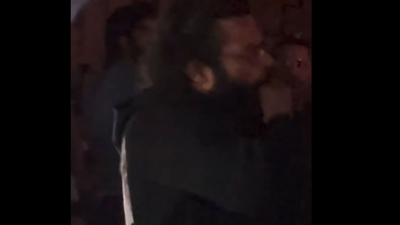 Mega Heroes | ఓజీ థియేట‌ర్‌లో మెగా హీరోల ర‌చ్చ‌.. పేపర్స్ విసిరేస్తూ, ఈల‌లు వేస్తూ హంగామా