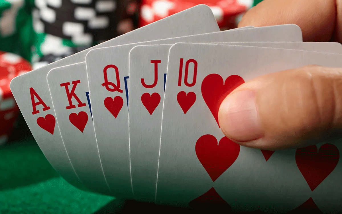 Bhoodan Pochampally : పేకాట ఆడుతున్న ఏడుగురు అరెస్ట్‌