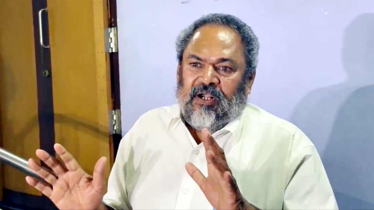 R Naranayamurthy | చిరంజీవి చెప్పిందే కరెక్ట్.. జగన్ ఎవరినీ అవమానించలేదు.. బాలయ్య వ్యాఖ్యలపై ఆర్.నారాయణమూర్తి రియాక్షన్