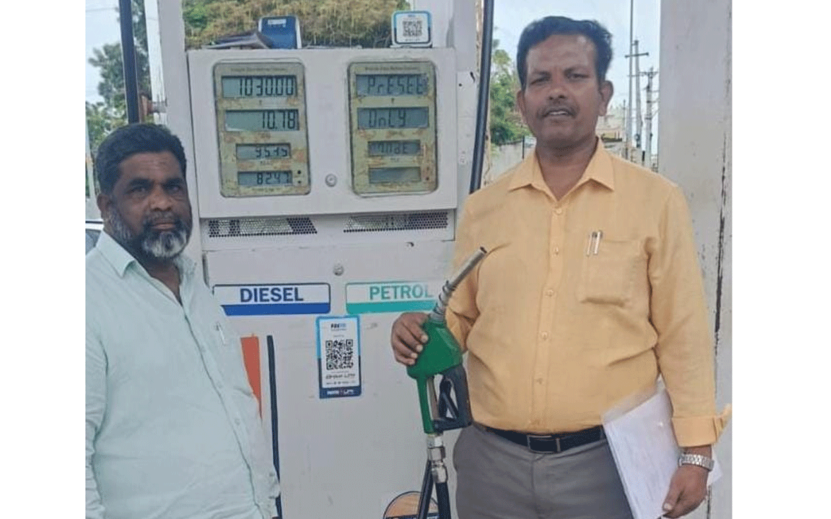 Nalgonda : పెట్రో డీలర్లు బాధ్యతతో మెలగాలి : మాచన రఘునందన్