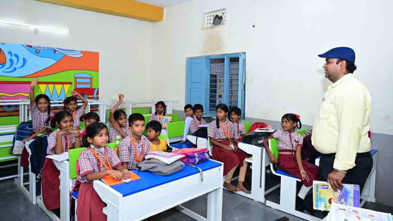 Collector Rahul Raj | విద్యార్థుల సామర్ధ్యాన్ని వెలికి తీయాలి : కలెక్టర్ రాహుల్ రాజ్