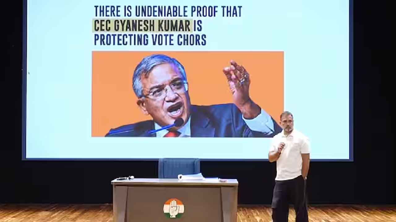 Rahul Gandhi: ఓటు దొంగ‌ల‌ను సీఈసీ జ్ఞానేశ్ కుమార్ ర‌క్షిస్తున్నారు: రాహుల్ గాంధీ