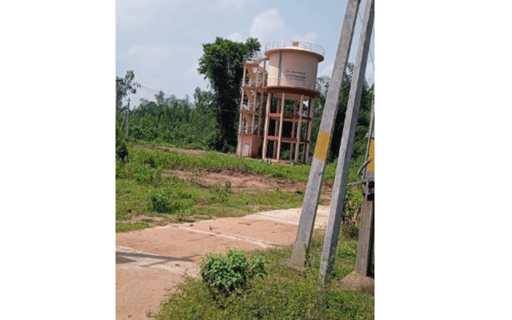 Ramavaram : దళారుల దళాలిలో నిర్వాసిత ప్రజలు