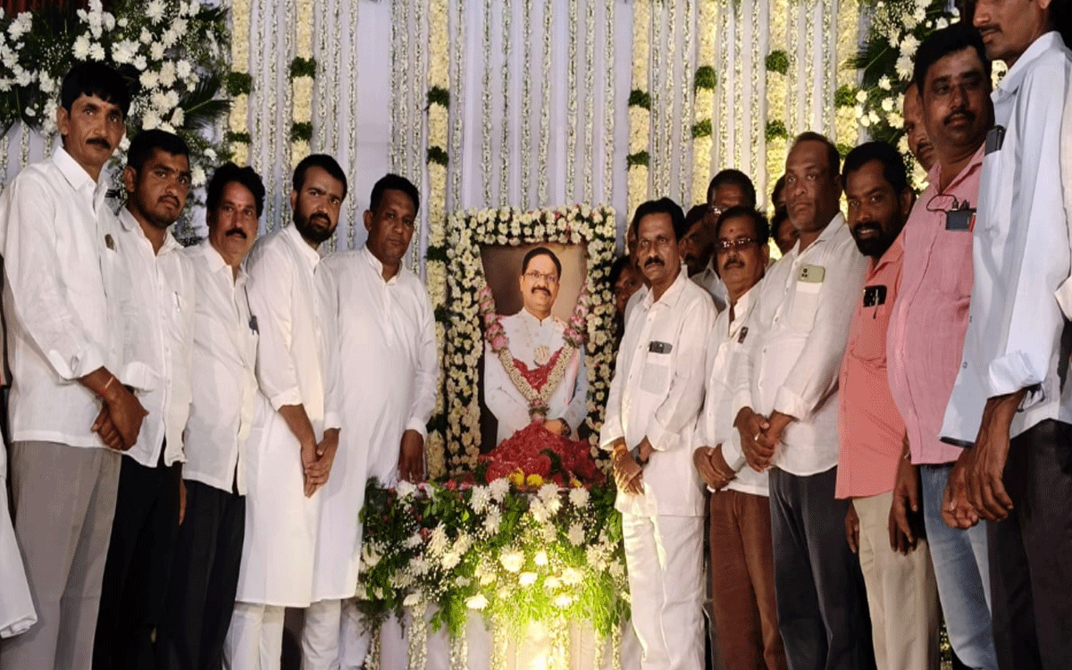 Chandampet : డాక్టర్ రాములు నాయక్ సేవలు మరువలేనివి : మాజీ ఎమ్మెల్యే రవీంద్ర కుమార్