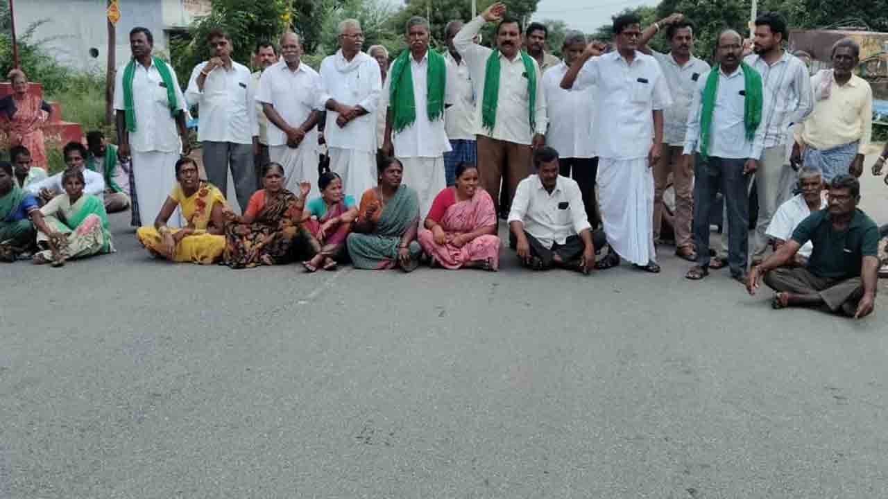 Narayanapuram | ట్రిపుల్‌ ఆర్ అలైన్‌మెంట్ మార్చాలని నారాయణపురంలో బాధితుల ఆందోళన