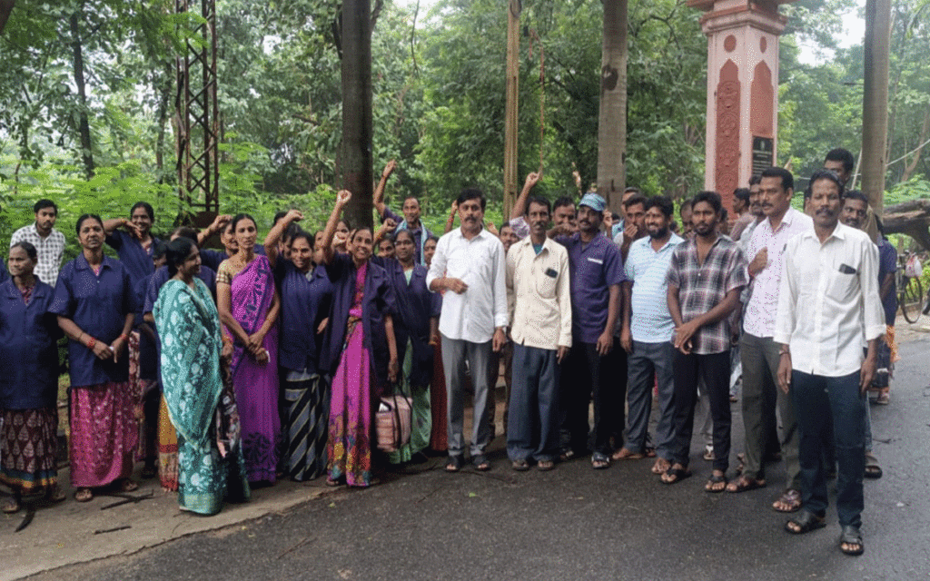 Kothagudem Urban : '26న కొత్త‌గూడెం ఎమ్మెల్యే క్యాంప్‌ కార్యాలయం ముట్టడి'