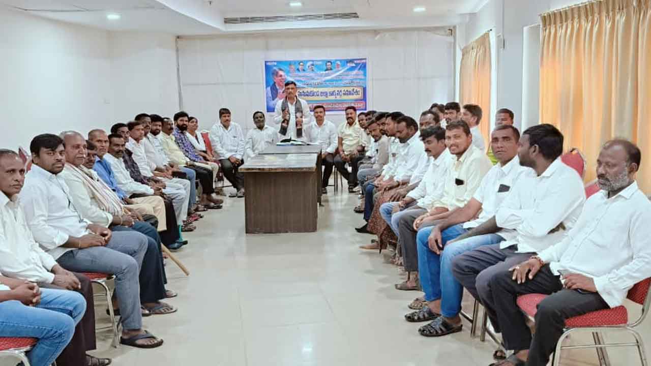 pension | కాంగ్రెస్‌ ప్రభుత్వం దివ్యాంగుల పింఛన్‌ను పెంచాలి : కందుకూరి సోమన్న మాదిగ