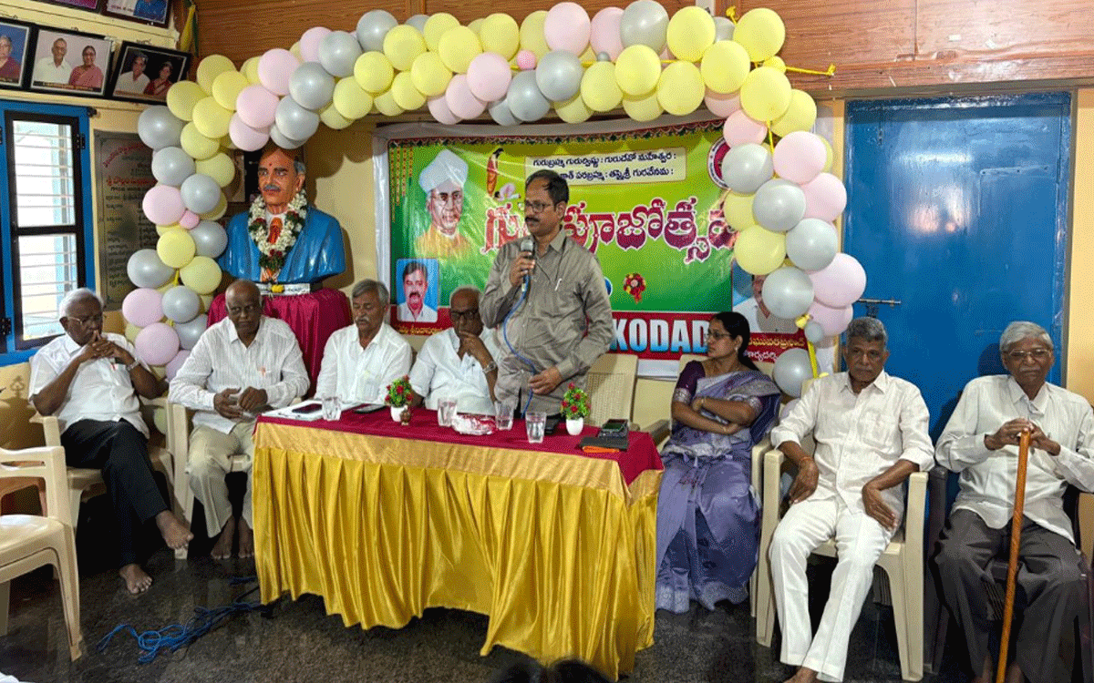 Kodada : సమాజ నిర్మాతలు ఉపాధ్యాయులు : సోమిరెడ్డి