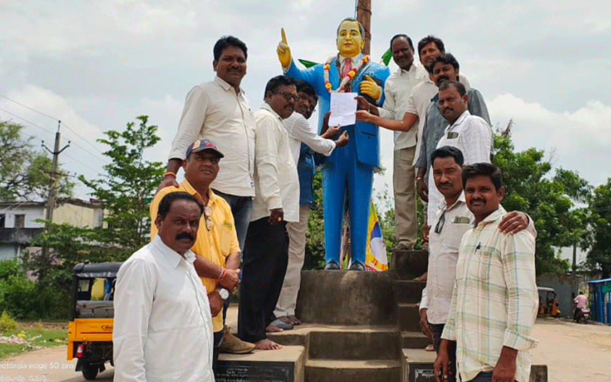 Karepally : 'జర్నలిస్టుల‌పై అక్రమ కేసులు ఎత్తివేయాలి'