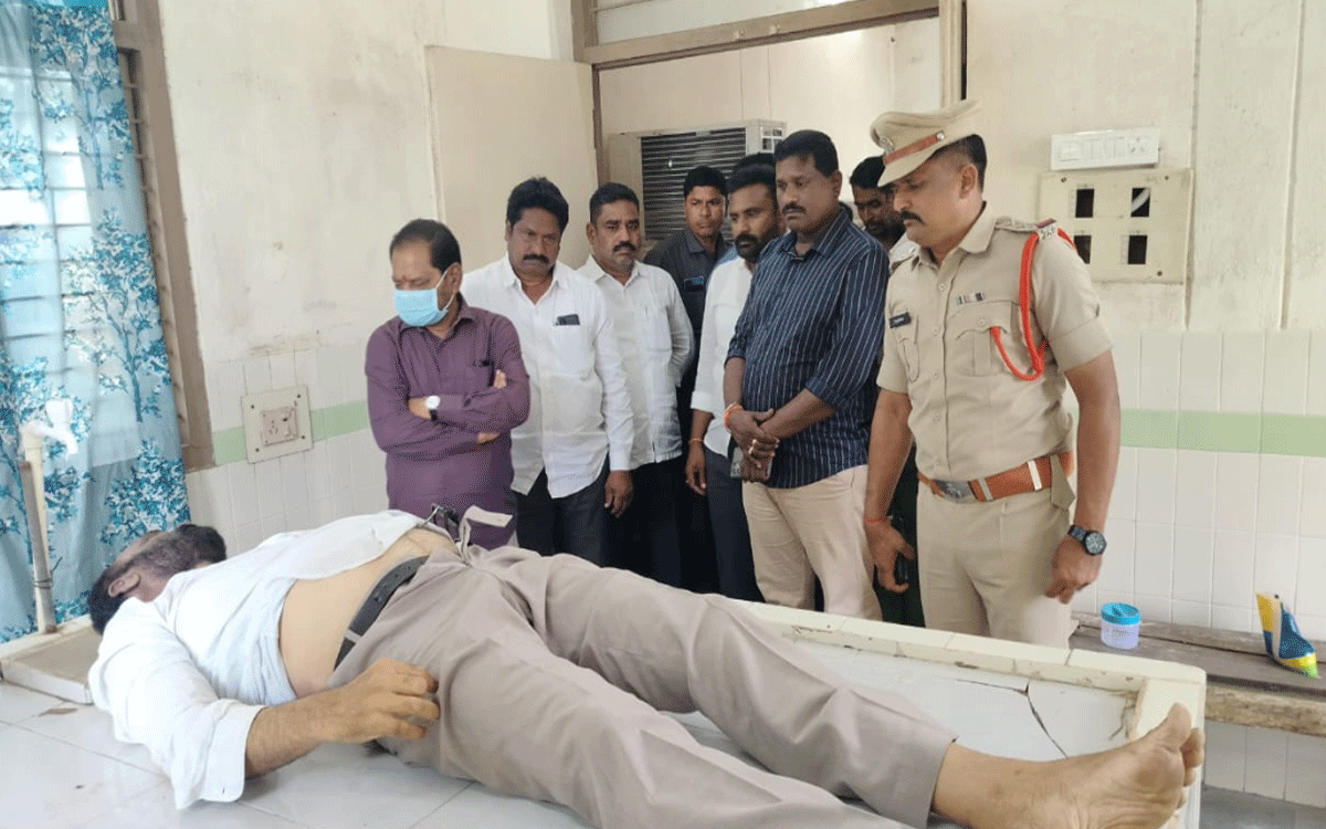 Karepally : పురుగుల మందు తాగి కాంట్రాక్టర్ ఆత్మహత్య