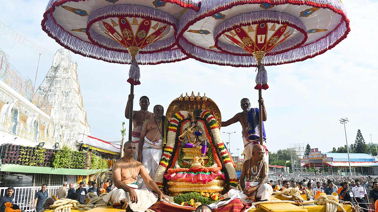 Tirumala Brahmotsavalu | ఈ నెలలోనే తిరుమల శ్రీవారి సాలకట్ల బ్రహ్మోత్సవాలు.. పూర్తి షెడ్యూల్‌ ఇదీ!