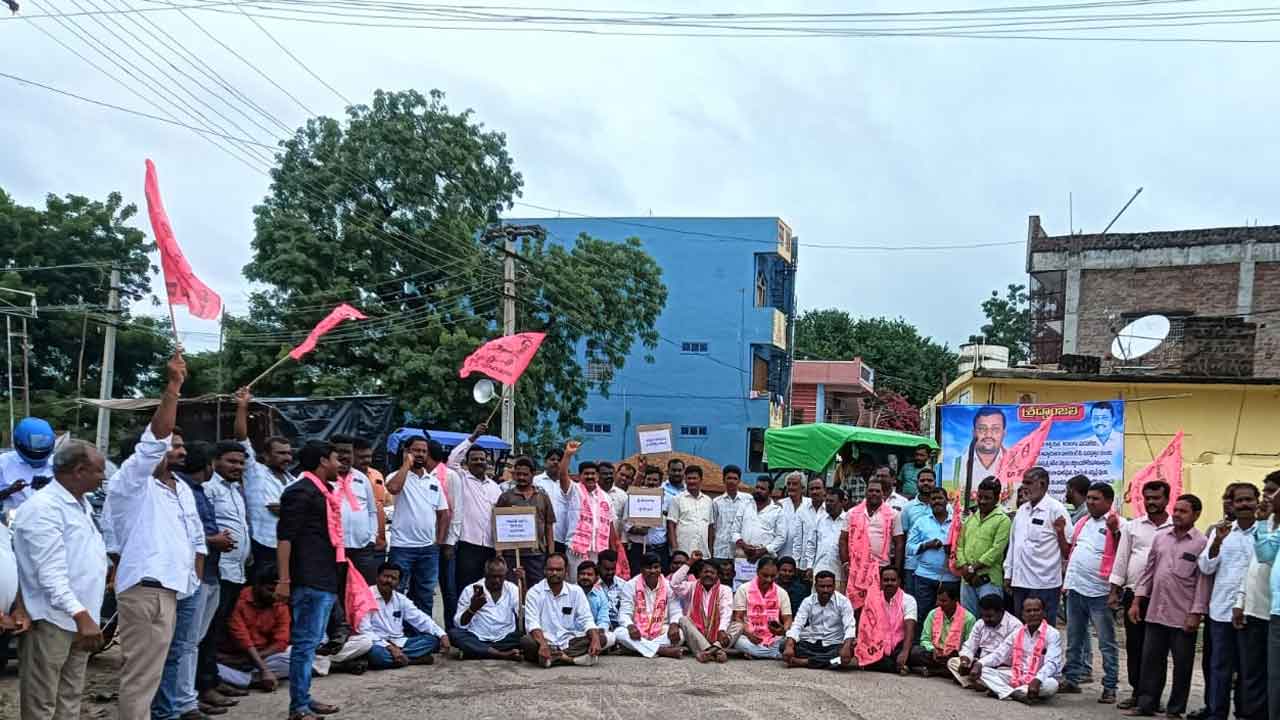 KCR | కేసీఆర్‌ను అప్రతిష్టపాలు చేసేందుకు కాంగ్రెస్‌ కుట్ర : సోమారపు రాజయ్య